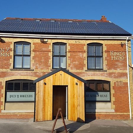 Kings Head Hotel Capel Hendre Luaran gambar